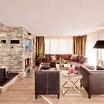 Alex Private Luxury *